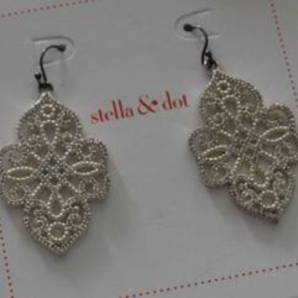 Joyce Chandelier Stella & Dot Earrings